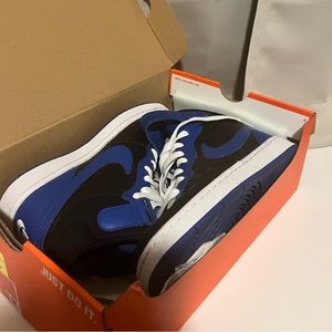 Nike Court Borough Mid 2